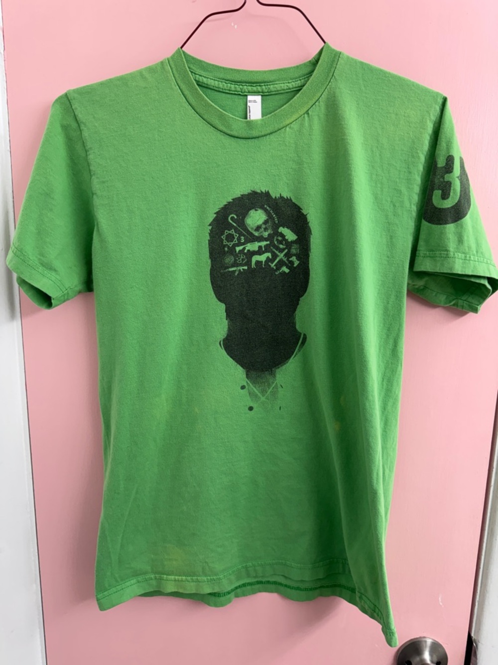 Drakes Uncharted Green Graphic Short-Sleeve Men's T-Shirt